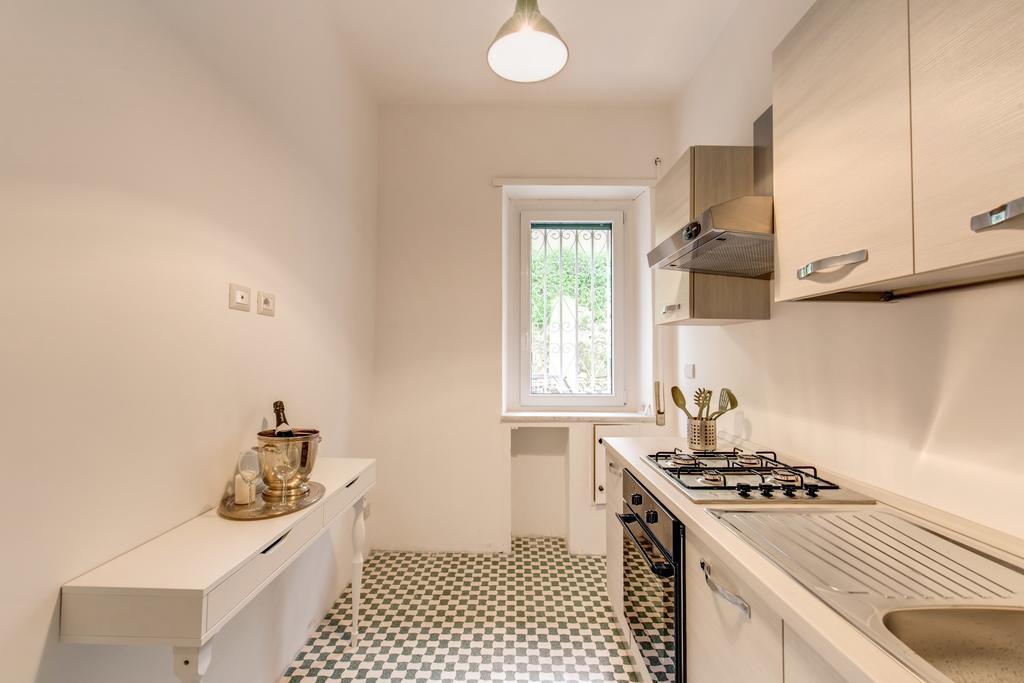 Daisy Guest House Colosseo Rome Extérieur photo